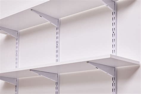 installing upright and bracket shelves